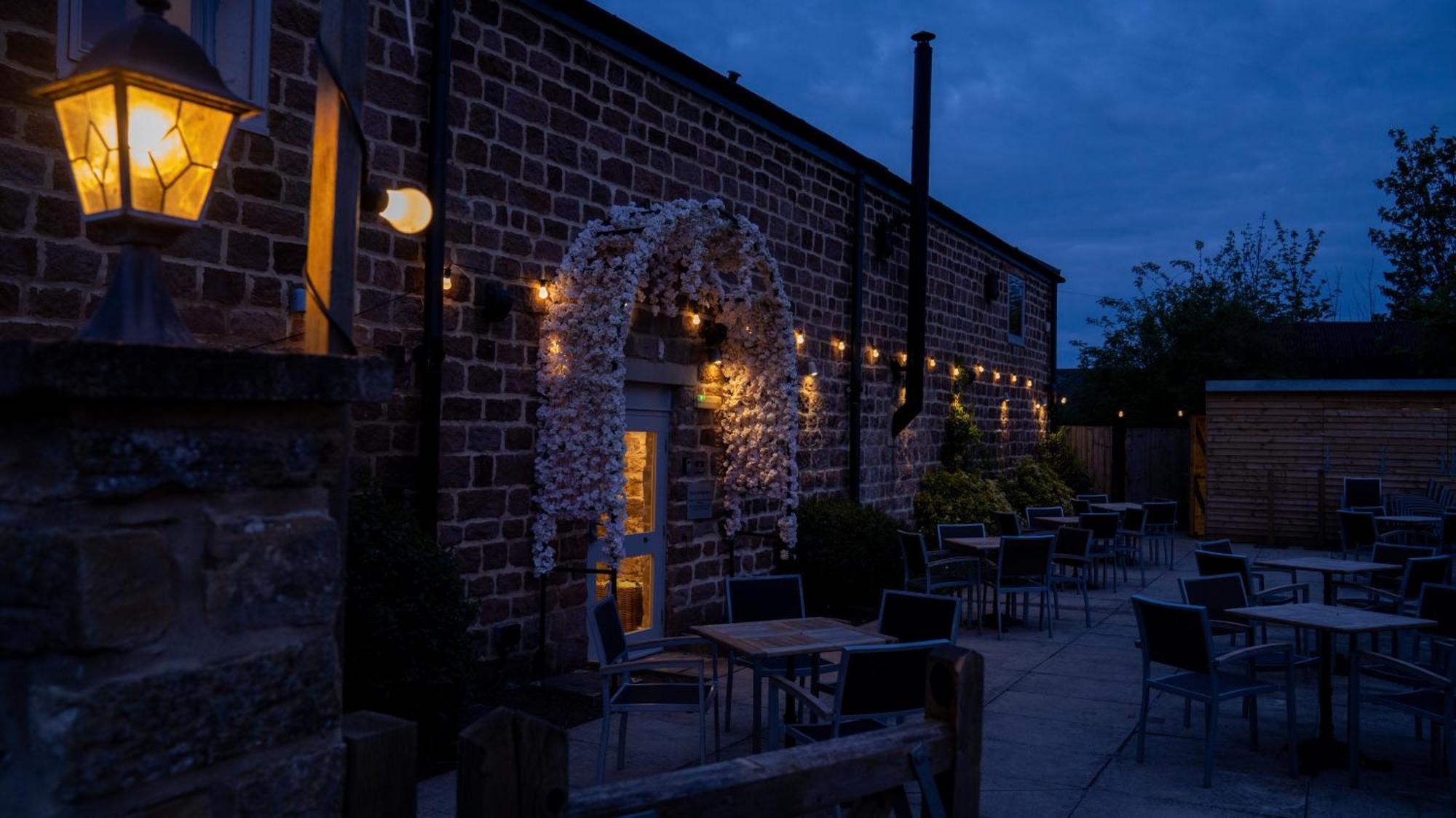 The Castle Inn Harrogate Exterior photo
