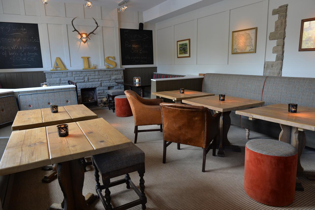 The Castle Inn Harrogate Exterior photo
